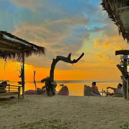 Dream Makers Beach House Gili Air Exterior foto